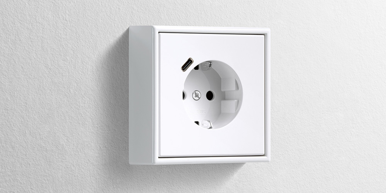 Erweiterter Anschlussraum für die Nachrüstung bei ToBi-Elektro GmbH in Hünfeld