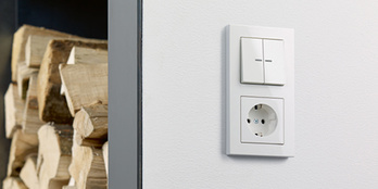 JUNG KNX Taster F 10 bei ToBi-Elektro GmbH in Hünfeld